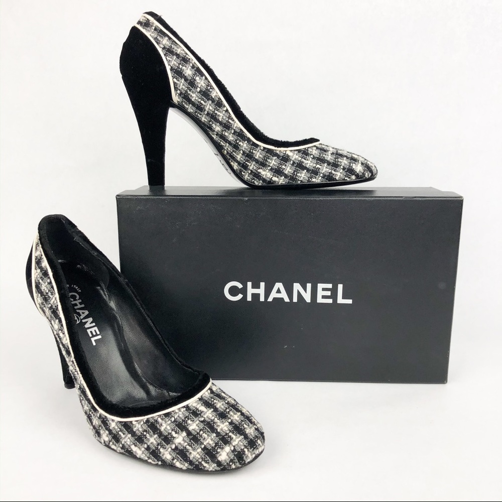 CHANEL | Tweed Pumps - Picture 8 of 8